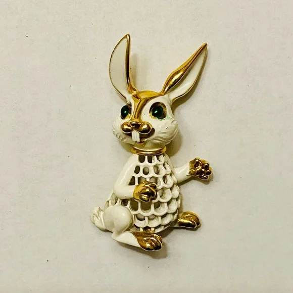 Vintage 1960s Crown Trifari Bunny Brooch, White Enamel, Green Eyes, Gold-tone.